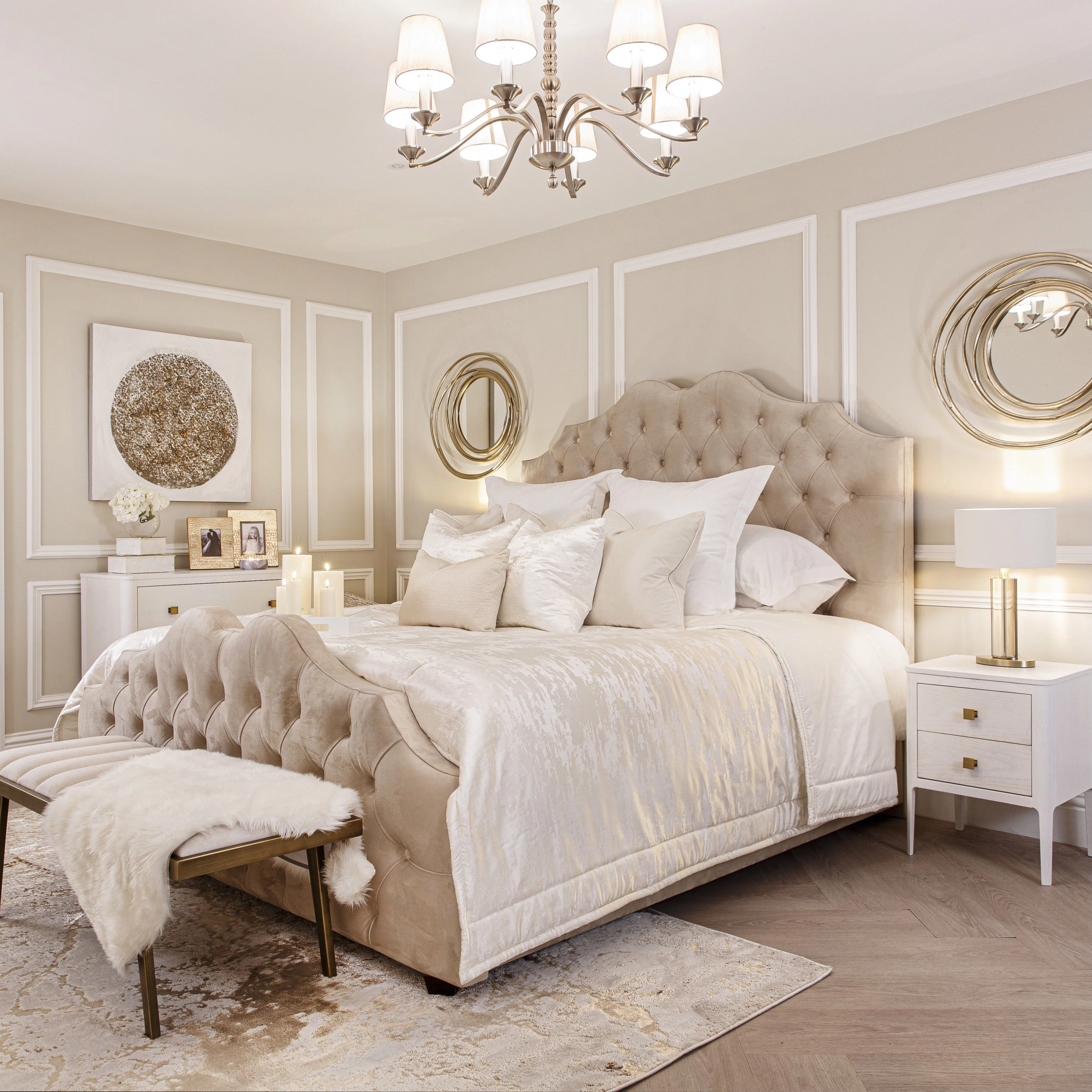 Belvoir Vanilla Luxury Curved Velvet Bed - Image 4