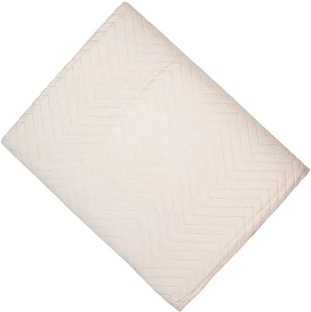 Hugo Ivory Quilted Bedspread - Image 4